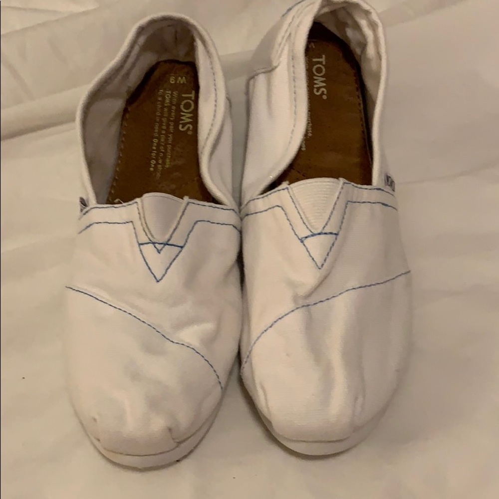 Classic TOMS in White